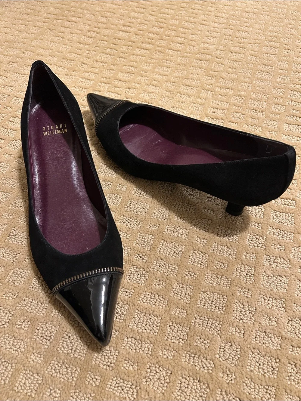 Stuart Weitzman Black Suede & Patent Pointed Toe Kitten Heel Pumps Sz 8
